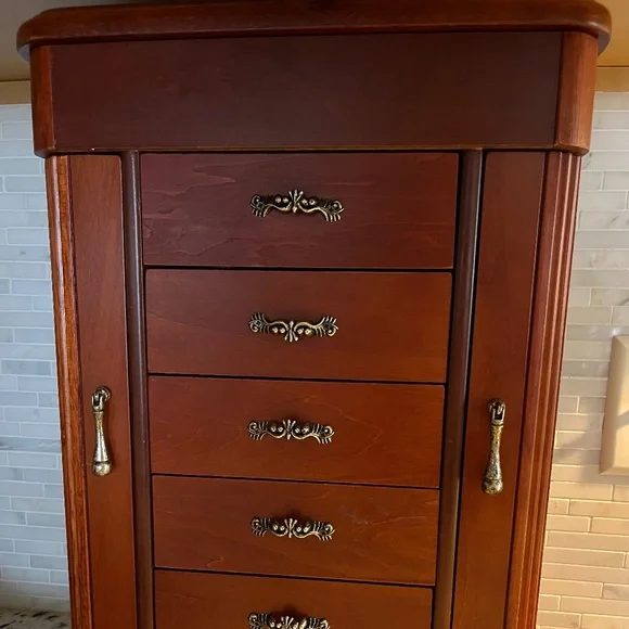 Wooden Jewelry box with Built in mirror - Picture 1 of 8